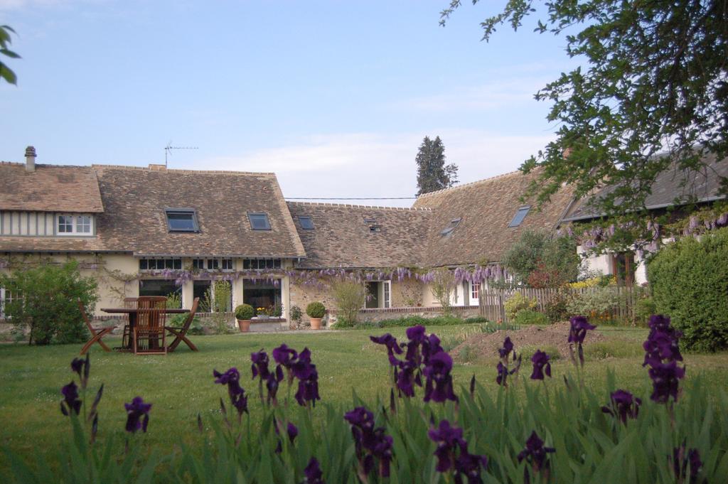 La Chaiserie La Croix-Saint-Leufroy Bagian luar foto