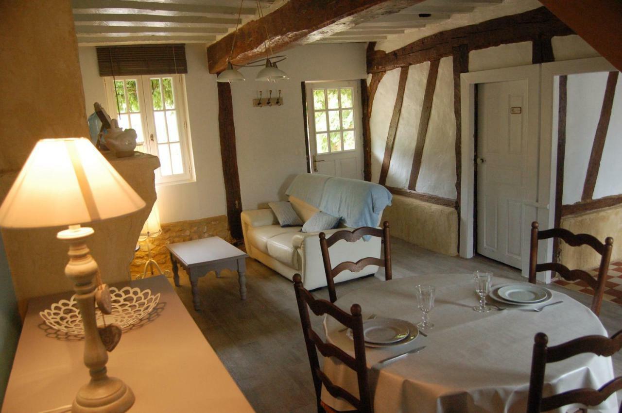 La Chaiserie La Croix-Saint-Leufroy Bagian luar foto